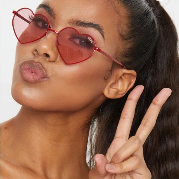 QUAY AUSTRALIA Heart Shape Heartbreaker Aviator Sunglasses - Picture 3 of 5